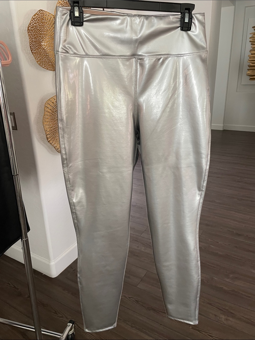 Heroine silver leggings